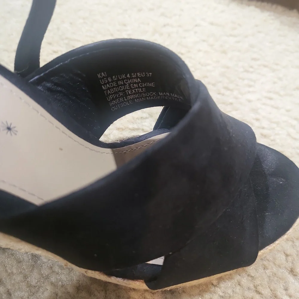 Wedges - Picture 2 of 2